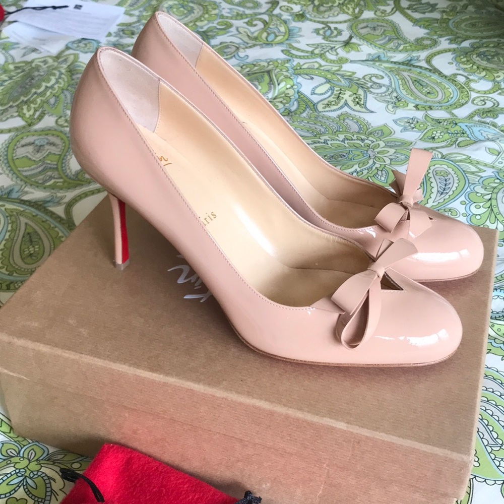 NWT Louboutin Pumps